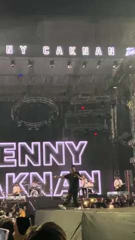 konser Deny caknan di Jember suara mewakili perasaan 🥹#konser #denycaknan #fyppppppppppppppppppppppp #fyp #tiktok 