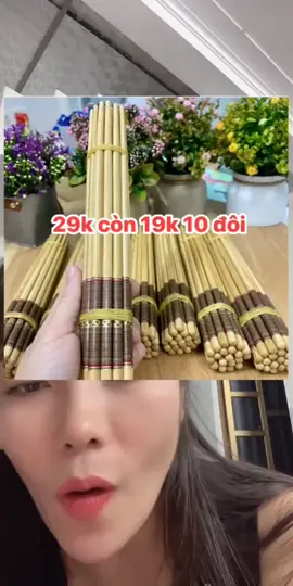 Săn ngay combo 30/50 đôi đũa tre, dùng cho cả gia đình và nhà hàng, giá chỉ từ 50k! Ưng thì chốt đơn lẹ các bác ơi.