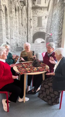Nie ma dnia bez bingo…😆 #dc #viral #seniorzy 