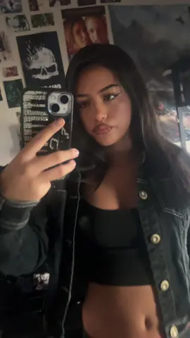 Happy Friday 🧘‍♀️#d0pegirl1 