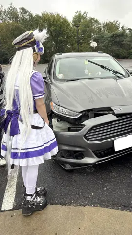 No one was harmed… this is funny, u can laugh. (I hydroplaned btw, it was scary but now we laugh) #umamusume #umamusumeprettyderby #goldship #cosplayer #cosplaygirl 