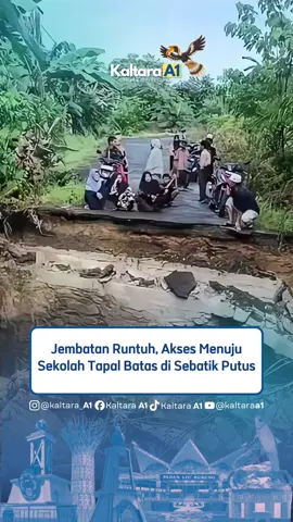 Sebatik - Akses menuju Sekolah Tapal Batas Madrasah Ibtidaiyah (MI) Darul Furqan di Desa Sungai Limau, Kecamatan Sebatik Tengah, Kabupaten Nunukan, terputus setelah jembatan penghubung utama di wilayah tersebut ambruk, Kamis (06/11/2025). Dalam foto yang beredar, terlihat bagian badan jembatan runtuh sepenuhnya dan menyisakan lubang besar menganga tepat di atas aliran sungai. Sejumlah warga tampak hanya bisa melihat dari kejauhan karena kondisi jembatan tidak lagi dapat dilalui kendaraan maupun pejalan kaki. Runtuhnya jembatan ini dipicu derasnya arus sungai yang menggerus pondasi hingga terjadi abrasi di bagian bawah struktur jembatan. Tanpa tumpuan, badan jembatan akhirnya ambruk dan ikut terbawa longsoran tanah. Akibat kejadian ini, aktivitas belajar mengajar di MI Darul Furqan terpaksa dihentikan sementara. Siswa tidak dapat menuju sekolah karena tidak ada akses alternatif lain selain jembatan tersebut, yang selama ini menjadi satu-satunya jalur penghubung bagi warga dan para pelajar. Pemerintah Kecamatan Sebatik Tengah telah menyampaikan laporan resmi kepada Pemerintah Kabupaten Nunukan. Camat melalui jajarannya juga telah berkoordinasi dengan BPBD dan Dinas Sosial Nunukan untuk penanganan lanjutan, termasuk kemungkinan menyediakan bantuan logistik dan membuka akses sementara bagi warga. Warga berharap pemerintah bergerak cepat mengatasi kondisi ini, mengingat jembatan tersebut merupakan jalur vital bagi aktivitas pendidikan dan mobilitas masyarakat di daerah perbatasan.(ba) Sumber: @Kaltara 24 Jam  #sebatik #nunukan #kaltara 