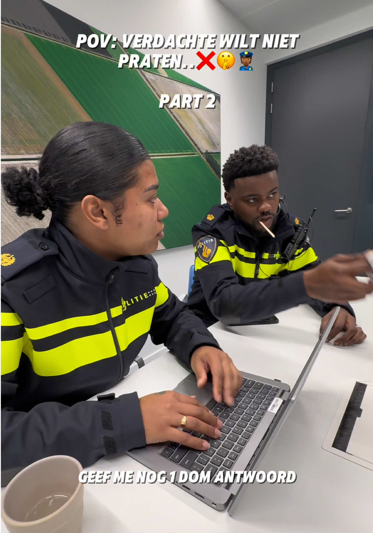 POV: Verdachte wilt niet praten tegen de politie.. PT2 ❌🤫👮🏾 ft. Agent @Xavier  en verdachte @ProdbyMB  #TanteJah #humor #Skit #pov #vjp  