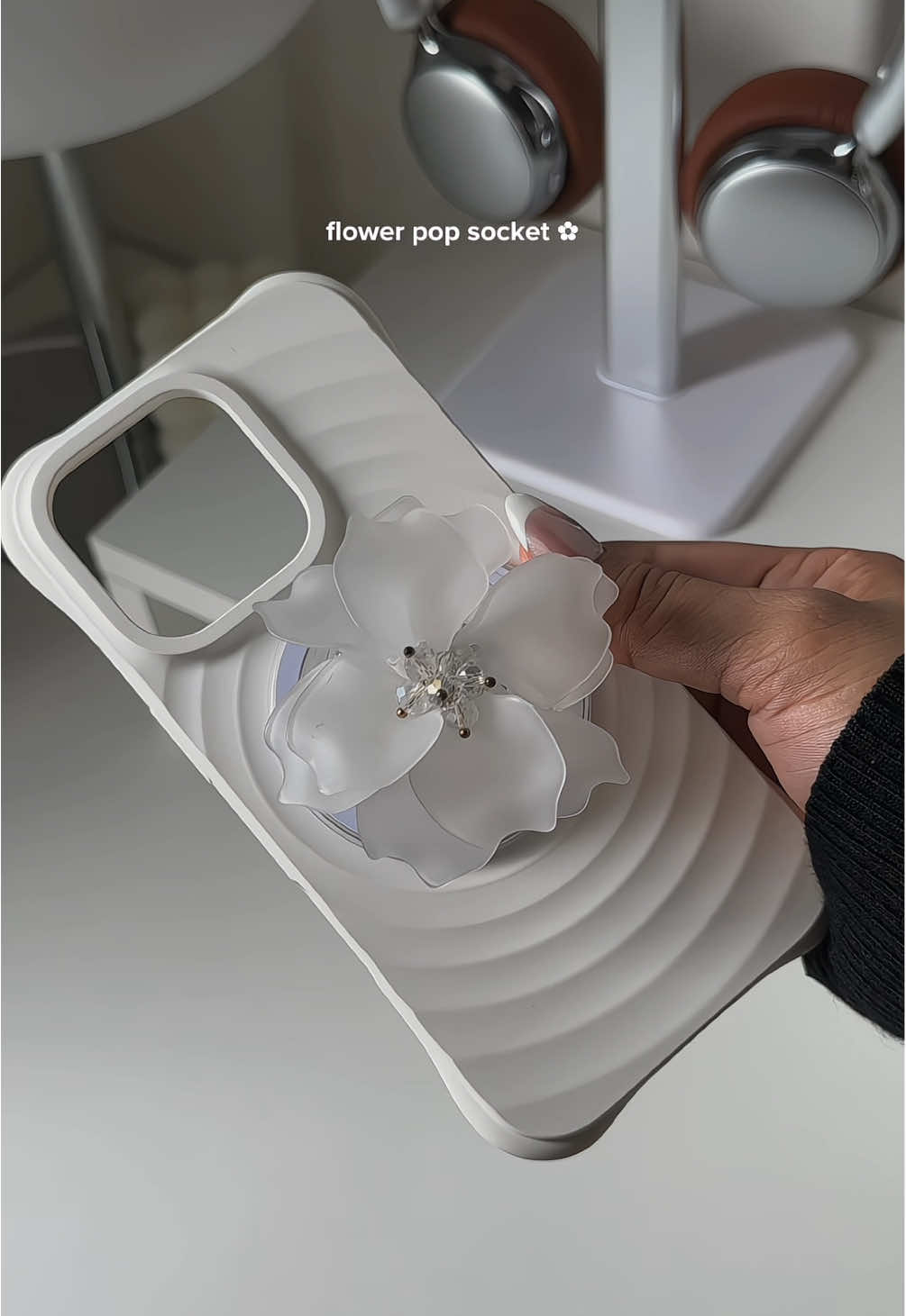 love this flower pop socket ✿ #popsocket #flowerpopsocket #magneticholder #phoneaccessories #phonegrip 