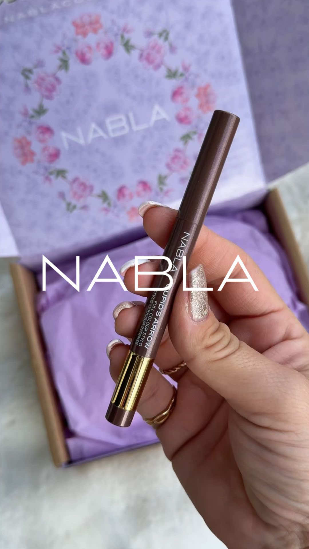 Matita Nabla #tiktokshopblackfriday #tiktokshop #offerteperte #nablacupidsarrow #shopping 