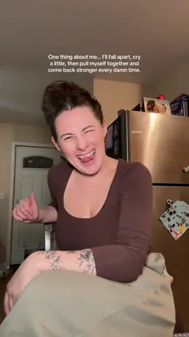 For the girls who’ve had to be their own hero more times than they can count. Always remember, breaking down doesn’t mean you’re broken. We cry, we wipe the tears, and we keep building 🫶🏻 #singlemom #bigsisteradvice #microinfluencer 