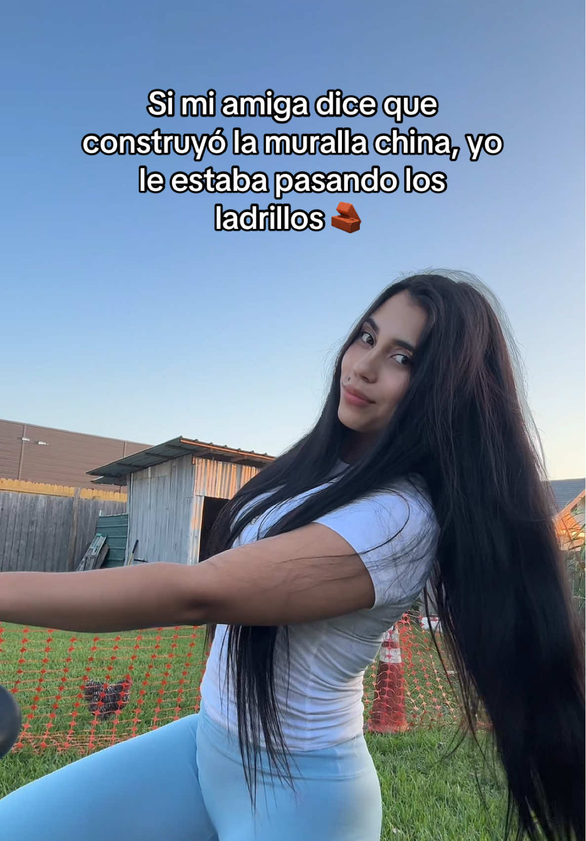 Y nos tardamos construyendo 😂😅 #paratii #amigas🤞🏻💕 #humor #contenido #humorlatino 