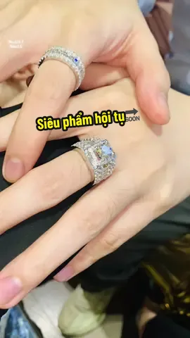 Nhìn bàn tay là biết đẹp trai liền😉 #TamLuxury #tamluxurydiamondjewelry #sieupham #kimcuongthiennhien #trangsuccaocap 