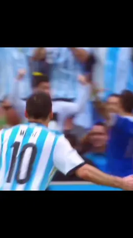 الأفضل عبر التاريخ 🐐 #messi #messi_king #برشلونة #fyp #ميسي 