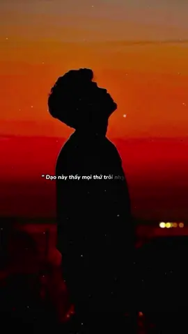 Thời gian cứ trôi thật nhanh……ta thì mãi chậm lại trong kí ức🥲😨#tâmtrạng #stt_buồn_tâm_trạng #buông_tâm_trạng  @Lặng 