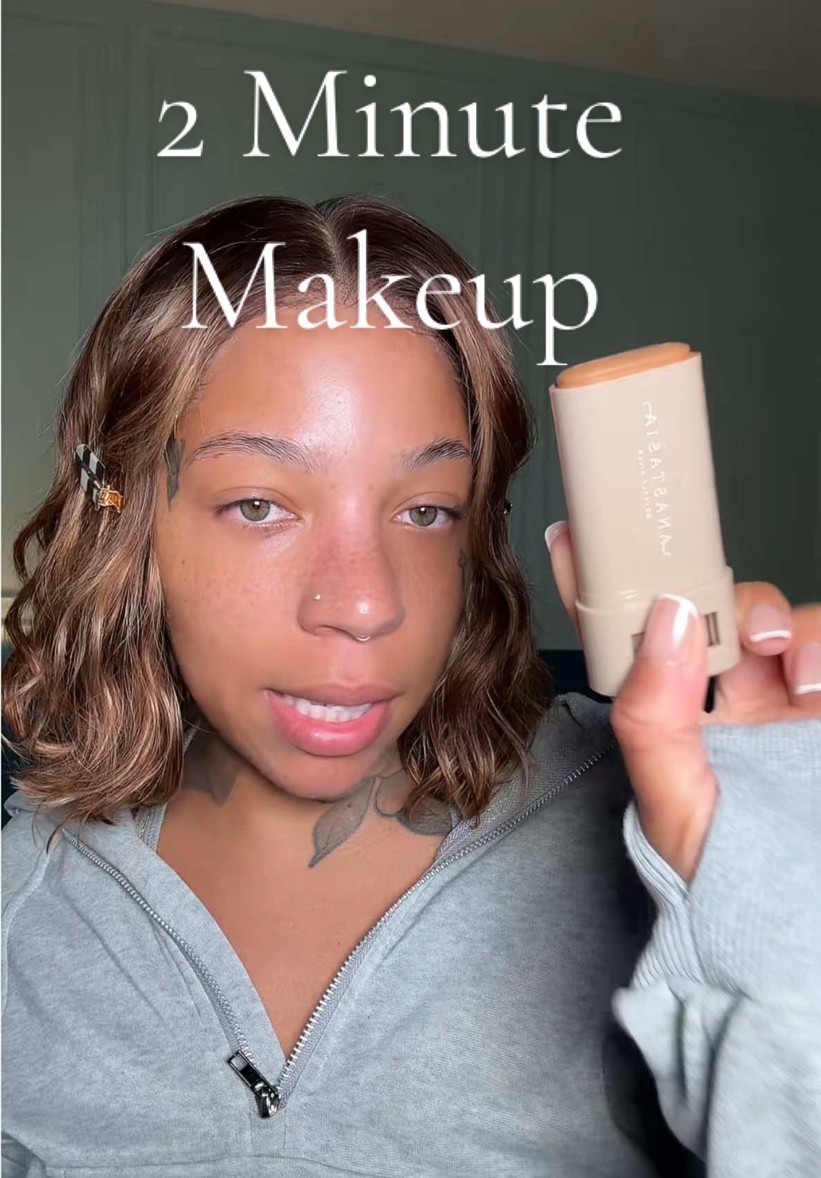 My 2 minute everyday makeup look, people walk up and say omg your skin is stunning. This is what I’m wearing. #makeup #everydaymakeup #tiktokshopblackfriday #tiktokshopcybermonday #fastmakeup 