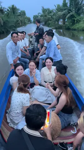 Ae mình qua nhà gái chiến cái về ngủ sớm ❤️❤️❤️