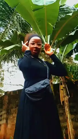 Come and see the goodness of God in my life 🎧💃💃💃#treadingsong @Somval 001 