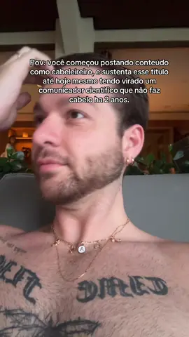 Amo ser uma loira controversa da internet 