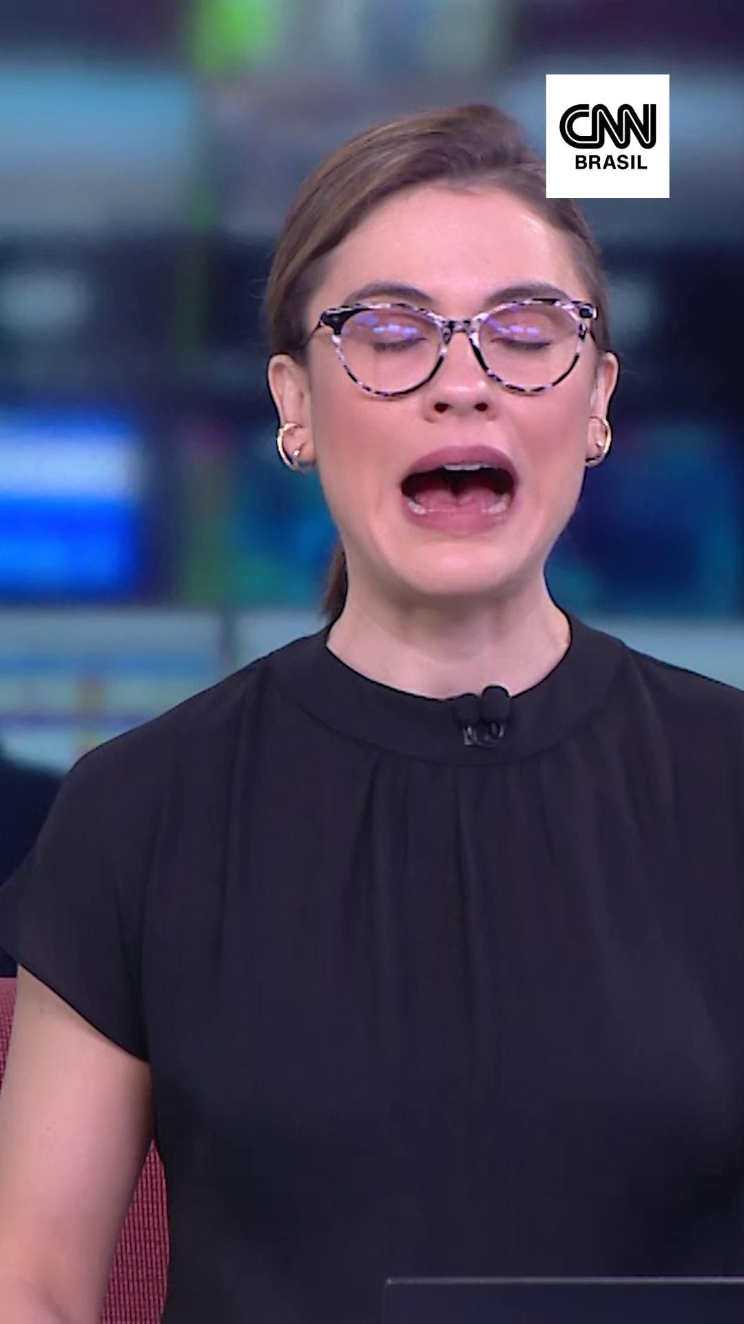 O ministro Alexandre de Moraes, do STF (Supremo Tribunal Federal), votou nesta sexta-feira (7) para rejeitar o recurso apresentado pela defesa de Jair Bolsonaro (PL), que contestava a decisão da Primeira Turma que condenou o ex-presidente a 27 anos e três meses de prisão. #CNNBrasil #CNNPolítica #Moraes #Bolsonaro #STF #Notícias