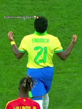 Endrick cooking Spain 💀🔥 || DM FOR PROMO | #football #endrick #foryoupage #brasil 