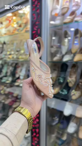 New arrivals 🥰@💫 SAMI ULLAH 💫 #qayoomboothouse #foryou #foryoupage #viralvideo #onlineshopping 