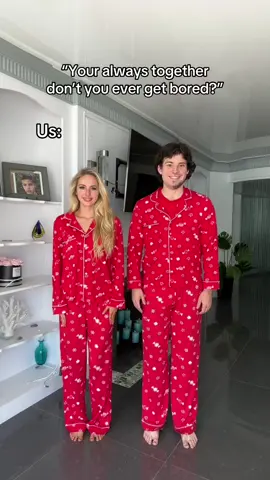 who else is ready for Christmas? #fyp #nataliereynolds #couple #christmas 