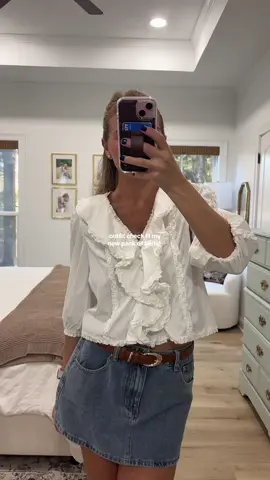 Just got in a two pack of brown and black belts! Look high end and so chic 👏🏼 