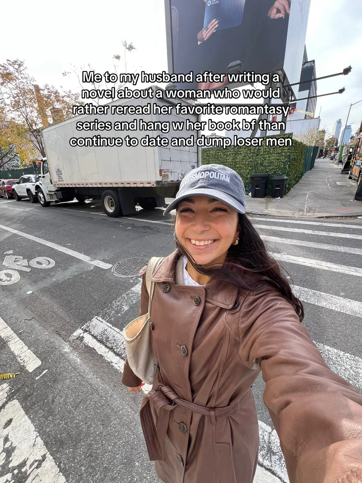 My king is buddyreading w me #bookboyfriends #fictionalmen #romancereader #bookishproblems #romantasyreader 