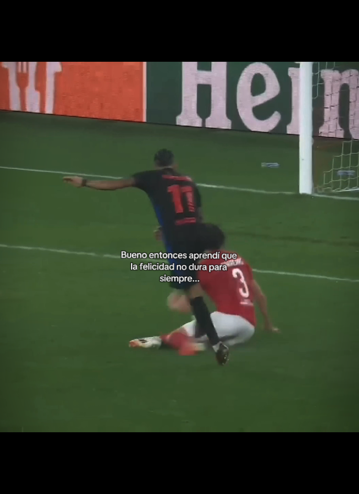 Bueno entonces aprendí que la felicidad no dura para siempre... #triste💔 #💔 #frasesdefutbol #frasestristes #vistas 