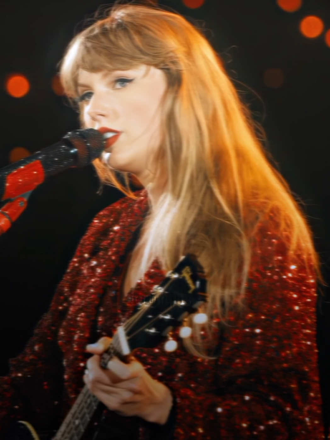 if you happen to have 35 seconds to spare #taylorswift #taylorswiftedit #theerastour #alltoowell #alltoowell10min all too well 10 minute version live from the eras tour edit  cc rizuna | vsdts -  @clara 𝜗𝜚 @Quin⸆⸉ @tyler @anglicvs⸆⸉🦢 @K-9 Joey @Paris.shadows @ℛ𝒾𝓏𝓊𝓃𝒶 ☾ @charles⸆⸉ @halle⸆⸉ 