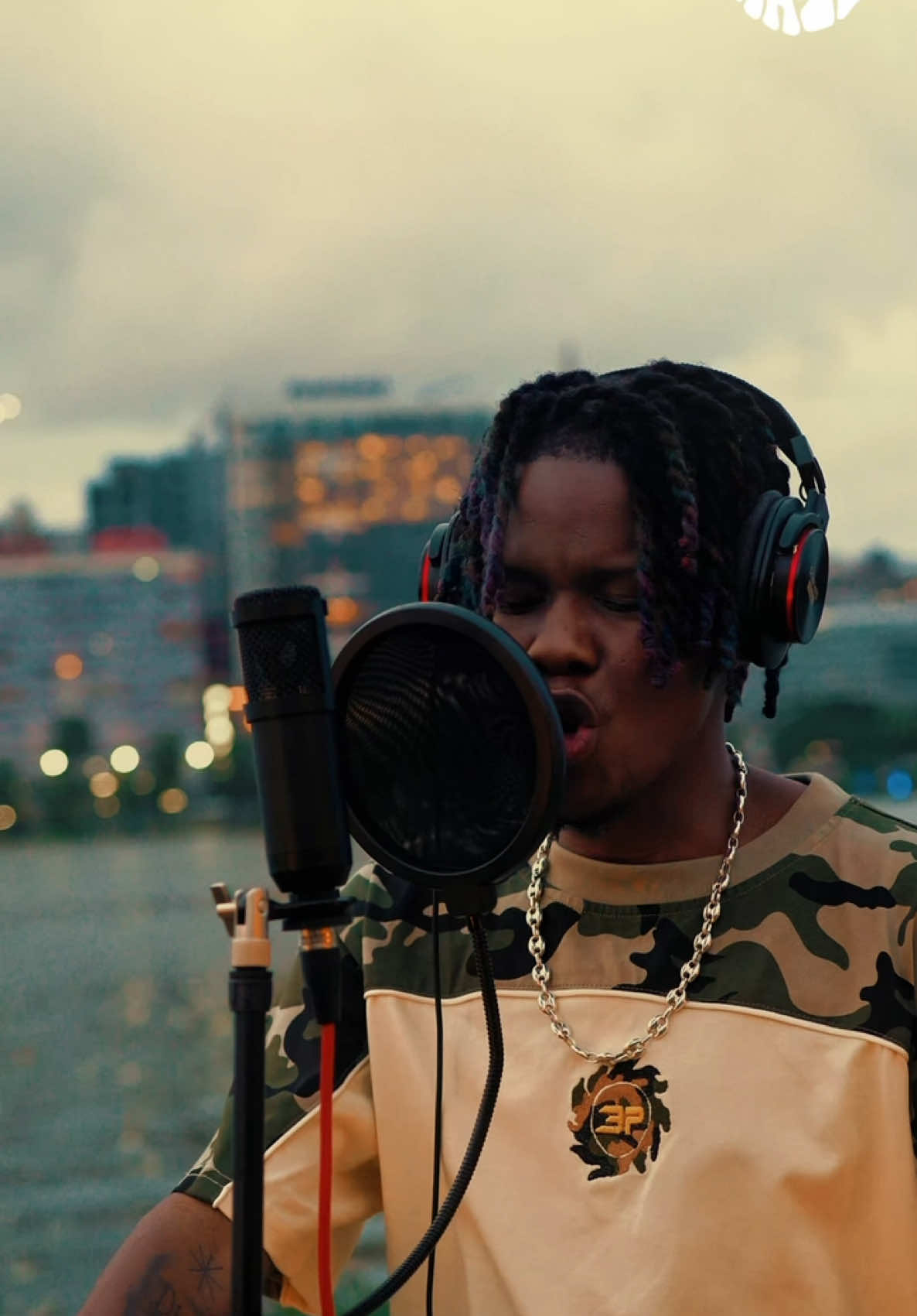 « ANICHE » feat @safkingofficiel coming soon.On fait tourner#cotedivoire🇨🇮 #togolais228🇹🇬 #cardio #badainvestmentproduction @BADA INVESTMENT 