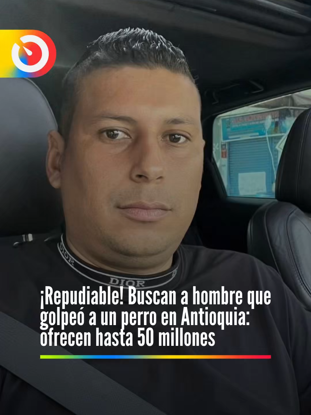 Indignación en Antioquia: un hombre fue grabado golpeando brutalmente a un perro hasta causarle la muerte. El hecho generó rechazo en todo el país. La Gobernación ofrece $50 millones de recompensa por información que lleve a la captura de Fernando Alonso Oviedo, señalado como responsable. En Última Hora Col rechazamos cualquier forma de maltrato animal y defendemos el respeto por la vida. ¿Cree que las sanciones por estos actos son suficientes o la Ley Ángel debe aplicarse con más severidad? #antioquia #perro #perrito #ultimahora #colombia #noticias