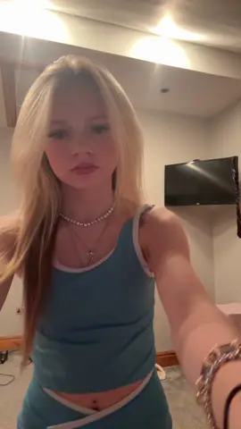 #fyp #like #likeandcommentandfollowandrepost #blondehair #zxycba 