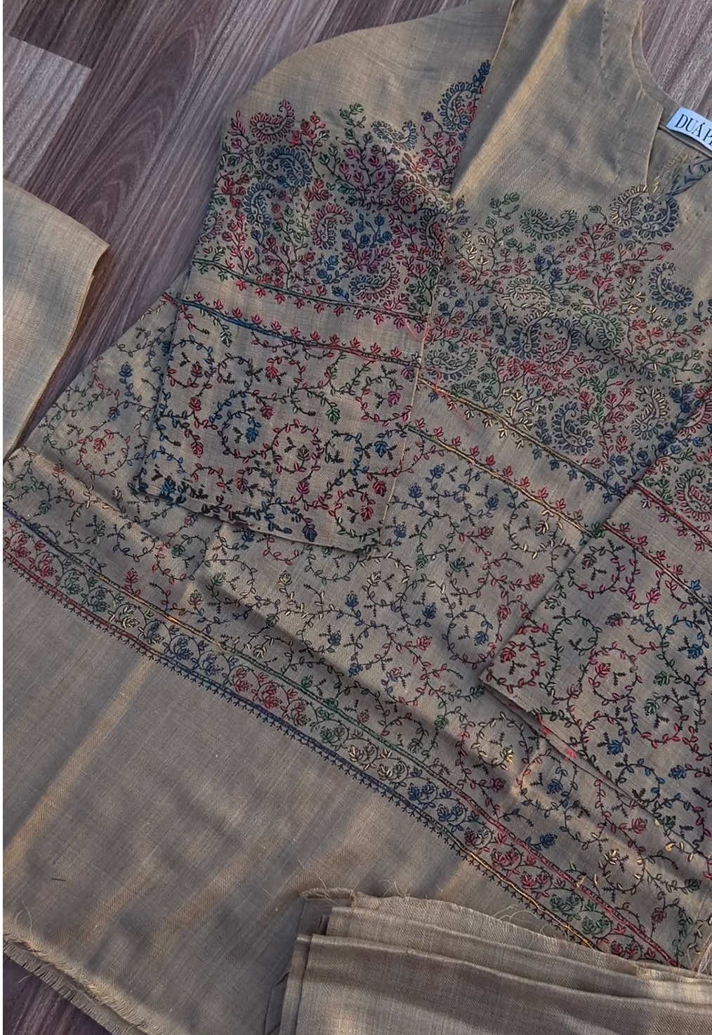 Peshmina 3pcs with shalwar and shawl  Size s m l xl   WhatsApp 03117948850  #duapret #ladies #winter