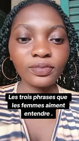*“L’amour, c’est aussi simple que ça.” *Quand les mots viennent du cœur, pas besoin d’en faire trop.  #Romantique #ParoleDuCœur #Féminine #ShortsFr #Douceur  
