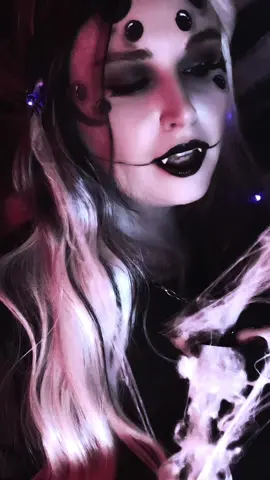 A hunter finds themselves in Morana’s Lair #spookyseason #morana🕷️ #spideroc #huntersofdarkness 