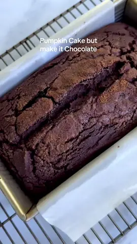 Pumpkin Cake for chocolate lovers - recipe is on my site.  Who’s making this?!