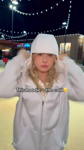 The perfect hoodie for the cold 🙏