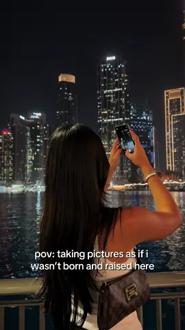 i have more photos of burj khalifa than of myself #burjkhalifa #dubai 