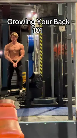 Back Training 101 #gym #training #bodybuilding #gymhelp #gymadvice 