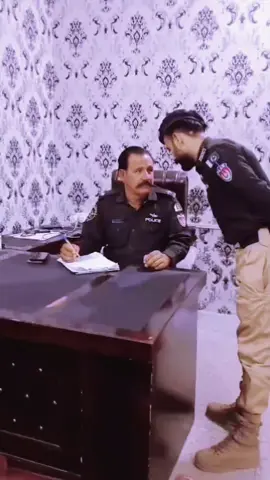 Chowki Incharge Frontier Colony Niaz Hussain Junejo Boss