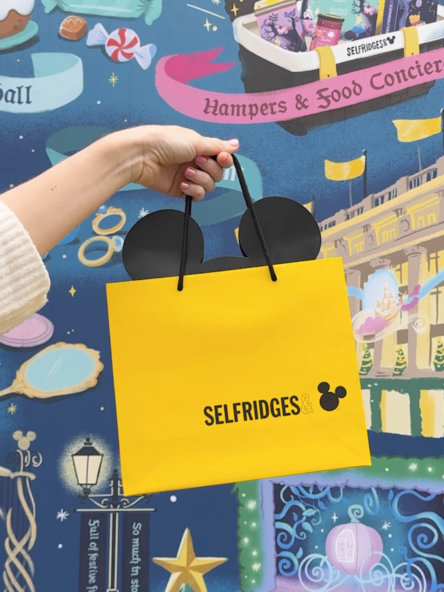 A Most Magical Christmas awaits @selfridges ✨ Step into a world of wonder at the Oxford Street, London store, with exclusive merchandise, sweet treats, and festive decorations to explore 🎄 Don't miss the 12 windows on Oxford Street - each one is themed to a different Disney Classic 🥹 Who's already planned their trip to see it all? 👇