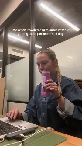 10 minutes without my ‘dog voice’ coming out might be a record 🤷‍♀️🐶@GETGORGIE 