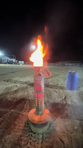 Evenings are getting cooler. Let’s rope #teamroping #horsesoftiktok #fyp #cowboy #azroping 