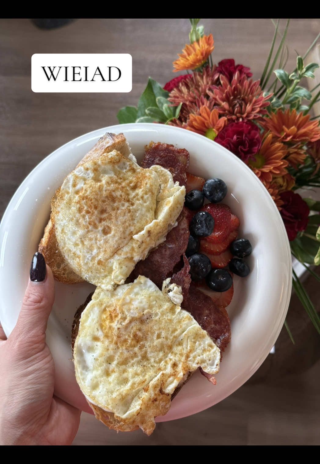 What I eat on a day ✈️ so excited to be in the sun!!!  @The Coconut Cult @sweetgreen @Joolies dates @Yogi Tea  #whatieat #wieiad #wieiadrealistic 