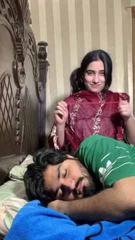 Don’t underestimate your Husband 🤣😎 #foryoupage #foryou #funny #sportsontiktok #hussnainnadeemofficial 