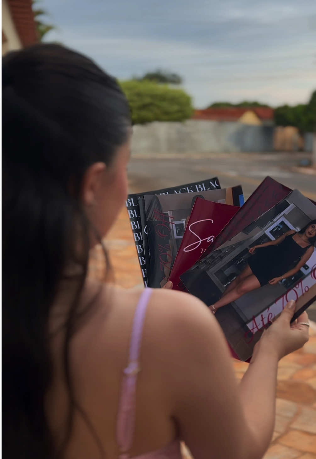 Produzindo vídeos/conteúdo para a black da Lalique. 📲 #videomaker #storymaker #lojaderoupas #lojaonline #blackfriday 