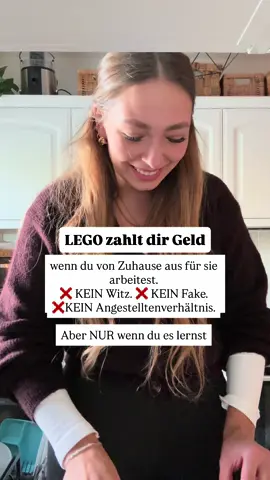 Wusstest du, dass LEGO dir Geld zahlt, wenn du ihre Produkte weiterempfiehlst? Kein Witz – das funktioniert über sogenanntes Affiliate Marketing. Du empfiehlst z. B. LEGO auf Instagram oder TikTok – und bekommst eine Provision, wenn jemand über deinen Link kauft. 💸 Aber das geht nicht nur mit LEGO: Auch Amazon, Otto, MyToys, Booking, Software-Anbieter & viele mehr bieten Partnerprogramme an. Aber auch mit fertigen digitalen Produkten umsetzbar.  Denn alle wollen eins: Reichweite – und du kannst sie direkt vom Handy aus liefern. 🙌 So funktioniert’s Schritt für Schritt: 	1.	Kostenlos beim Partnerprogramm anmelden (z. B. über lego.com oder 100partnerprogramme.de) 	2.	Deinen persönlichen Affiliate-Link erstellen 	3.	Inhalte posten – z. B. auf Instagram, TikTok, Pinterest oder Blog 	4.	Wenn jemand über deinen Link kauft → bekommst du eine Provision ✨ Ohne Lager, Versand oder eigenes Produkt. ✨ Du brauchst nur dein Handy – und das Wissen, wie du es richtig machst. Ich selbst habe mir fertigen digitalen Produkten angefangen – ohne mein Gesicht zu zeigen auf Themenseiten.  Wenn ich das kann, kannst du das auch. 🚀 Willst du wissen, wie man Inhalte richtig aufbaut, um damit zu starten? Kommentiere einfach „LIVE“ und ich sende dir eine kostenloses Erklärvideo zu und meine Ressourcen, die ich selber nutze.  📌 Folge mir, damit dich solche Infos erreichen – wenn du nicht folgst. Don’t miss it! 😉 Disclaimer: Dieses Angebot dient rein zu Informations- und Bildungszwecken. Es gibt keine Garantie auf bestimmte Einnahmen. Dein Erfolg hängt von deiner Umsetzung, deinem Engagement und deiner Lernbereitschaft ab. Das ist ein echtes Business – kein „schnell-reich-werden“-Modell. #elternzeitverlängern #mittiktokgeldverdienen #makemoneyonline #onlinegeldverdienenseriös 