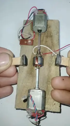 The power of magnetism#ironman #foryou #viralvideo #magnet #craft 