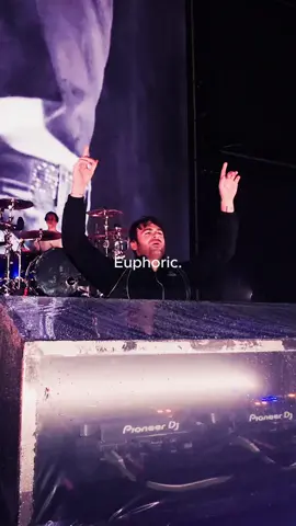 smooth #chainsmokers #electronicmusic 