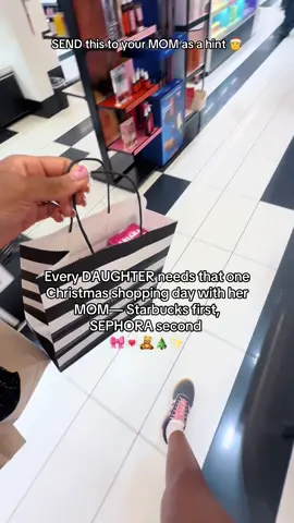 Every daughter deserves a Starbucks + Christmas shopping day with her mom 🎄☕️💝 Let’s make this a new tradition 👀✨ #christmas #starbucksrun #holidaytiktok #preppytok #girltalklive 