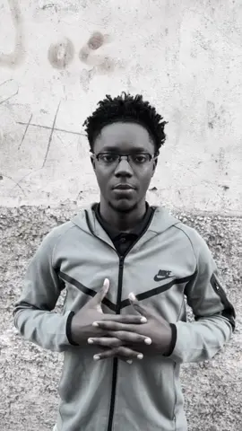 Les filles nous avons besoin de votre aide @𒆜Ｎǻτ𝐡ǻᥒ𒆜 🥷🏽🇯🇵 @WeshCestTray @Vinci Matingou @T-flower 