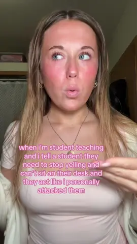 like hi you’ve never been able to do that??? #studentteacher #teacher #college #trend #foryoupage 