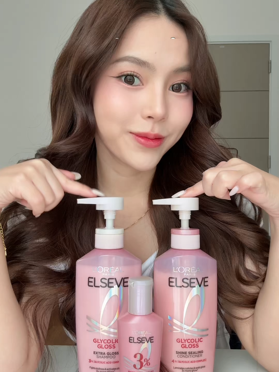 แจกทริคง่ายๆ 3 ขั้นตอน ผมเงาสวยที่ใครๆก็ทำได้ #LOrealParisTH #LOrealParisTH #LOrealParisElseveGlycolicGloss #haircare #ดูแลเส้นผม #รีวิวบิวตี้ #LOrealป้ายยา #TikTokShopTH